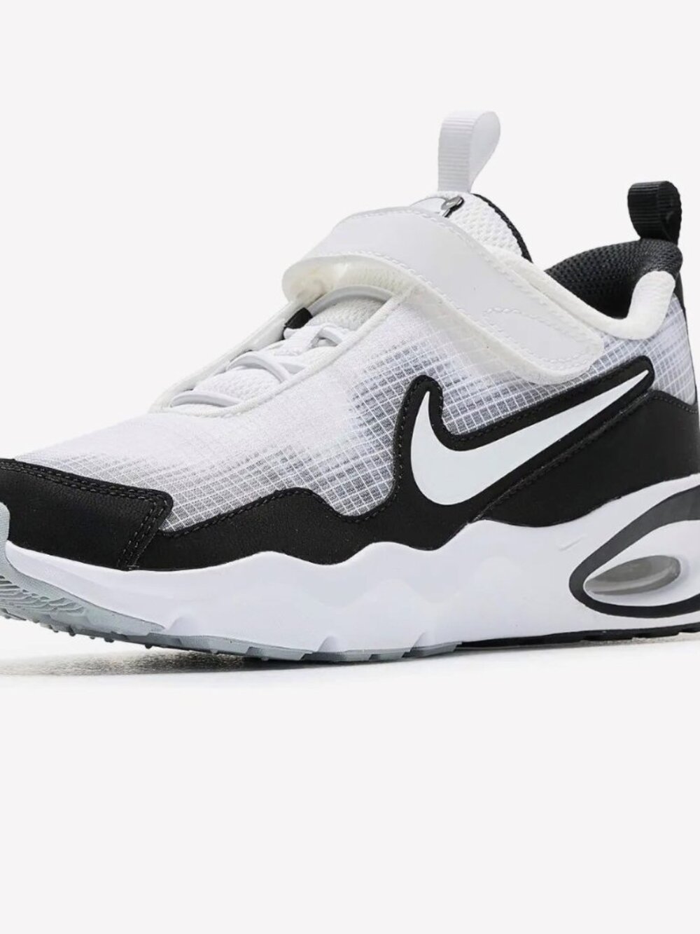 Boys Nike Air Max Nova Sneakers size 2 GUC!